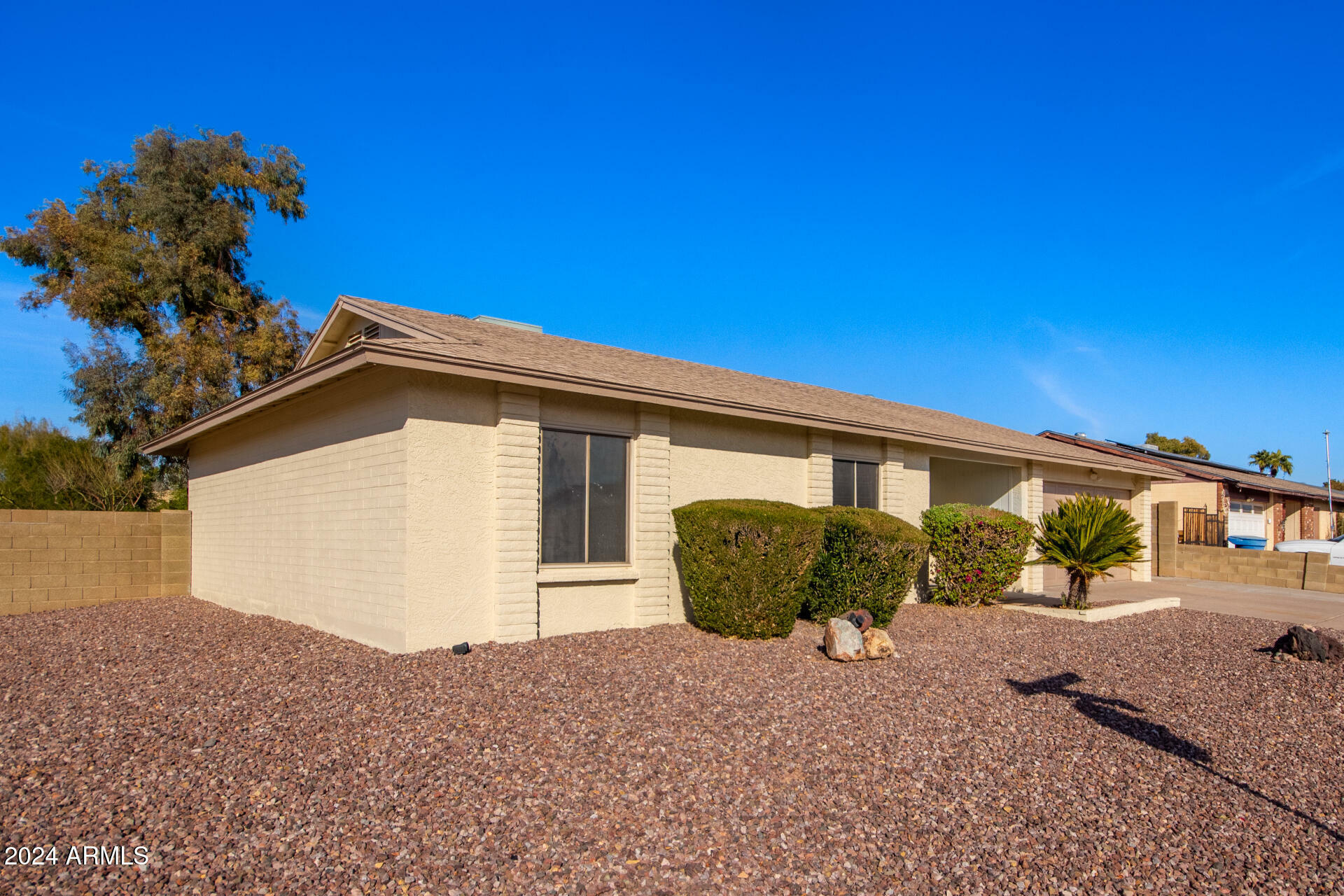 Property Photo:  2328 W Palomino Drive  AZ 85224 