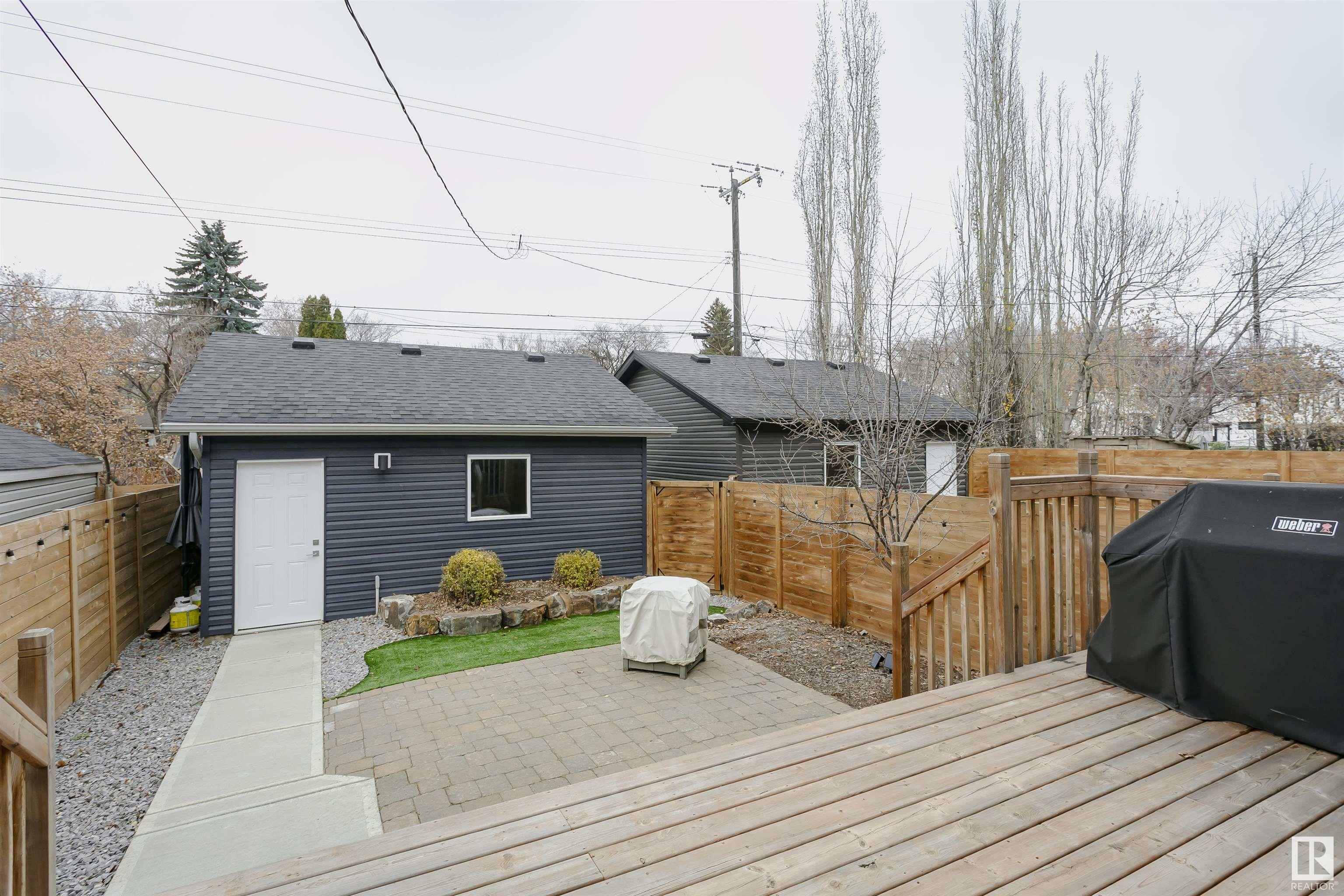 Property Photo:  10528 80 Street NW  AB T6A 3J7 