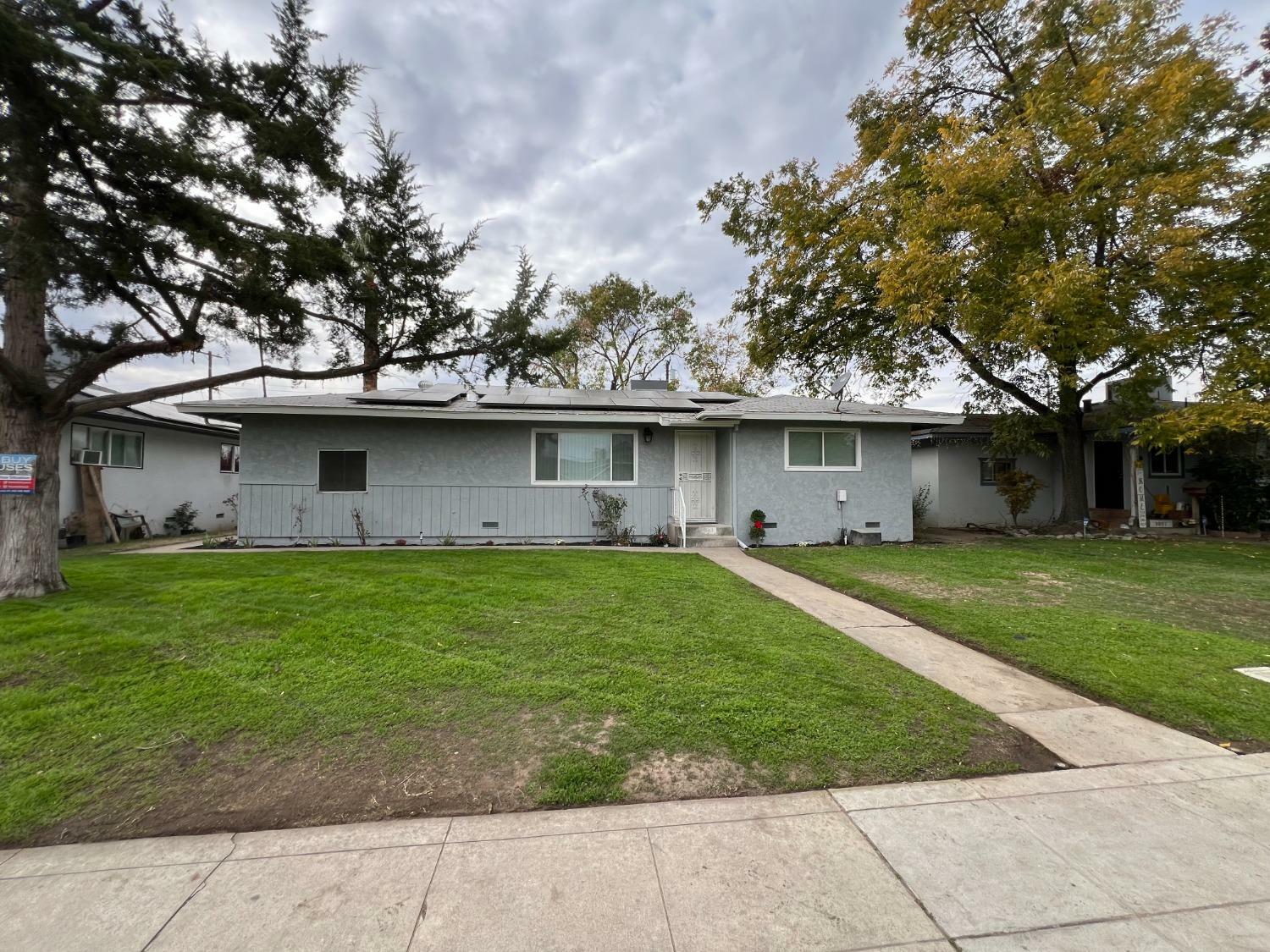 Property Photo:  3941 N Hughes Avenue  CA 93705 