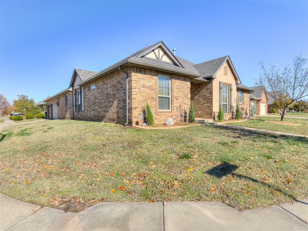 Property Photo:  8629 NW 111th Street  OK 73162 