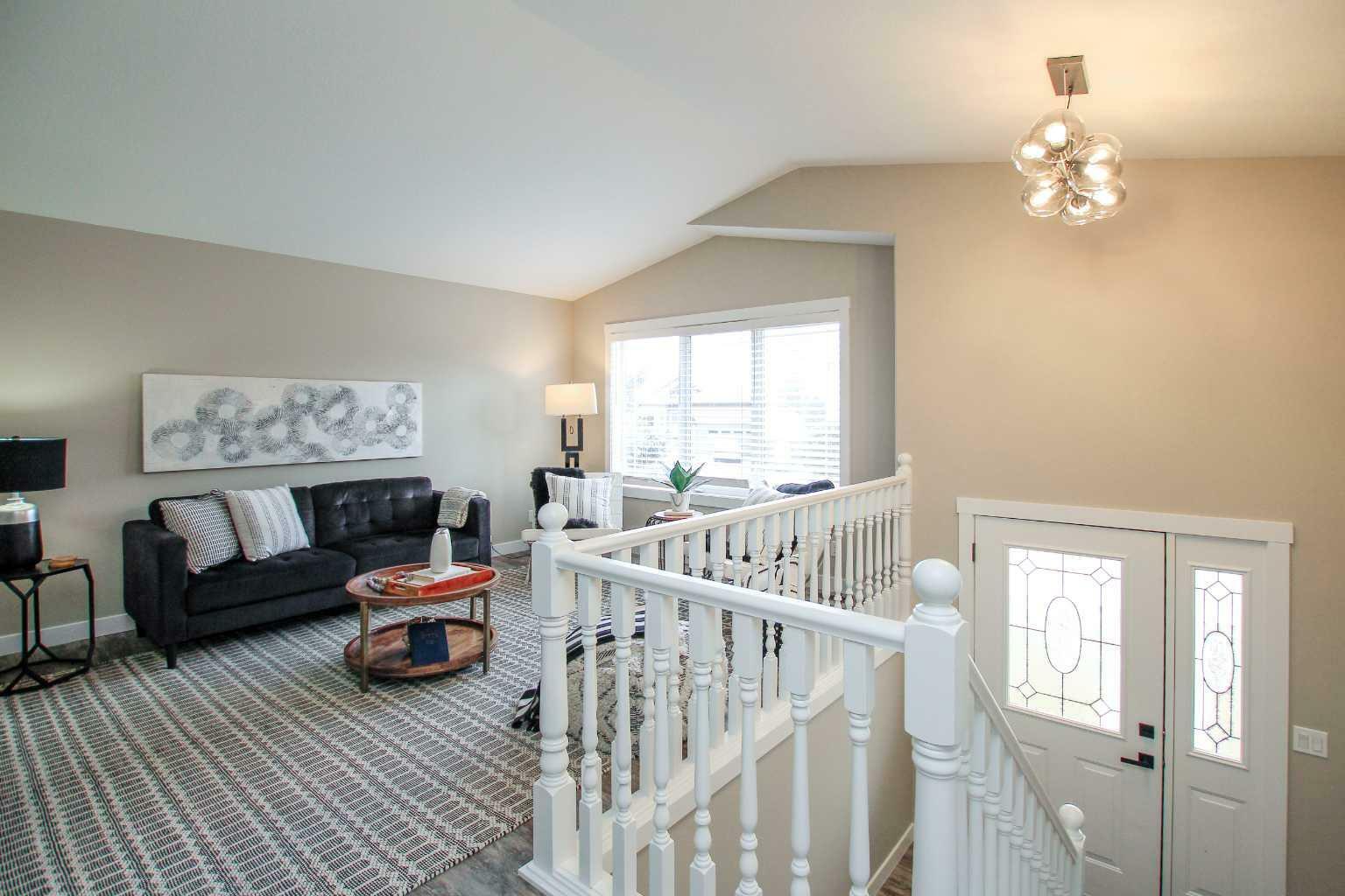 Property Photo:  78 Kilburn Crescent  AB T4P 3T9 