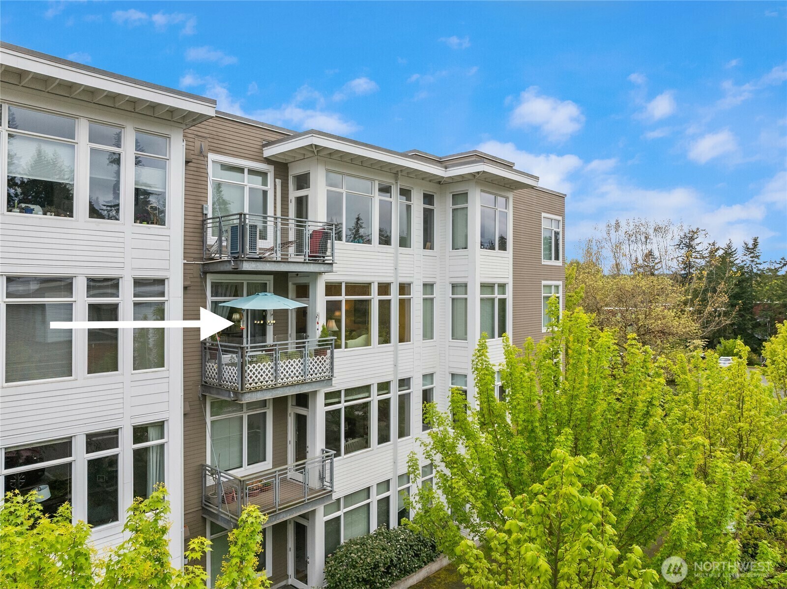 Property Photo: 170 Harbor Square Loop NE A308 WA 98110