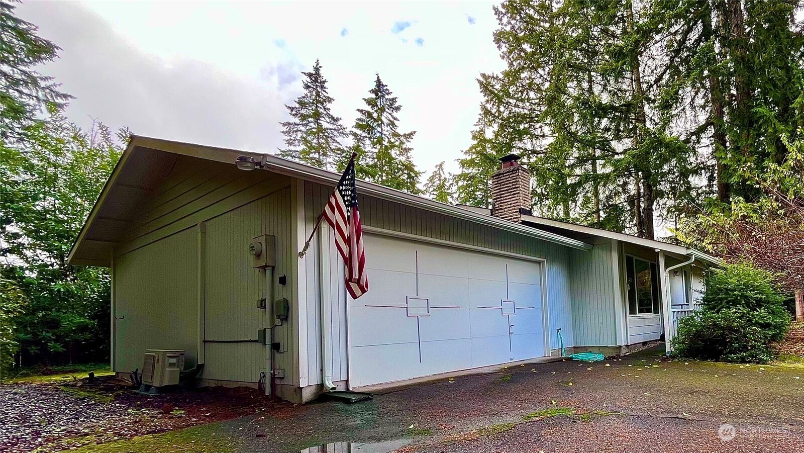 Property Photo:  71 E Lakeland Way  WA 98524 