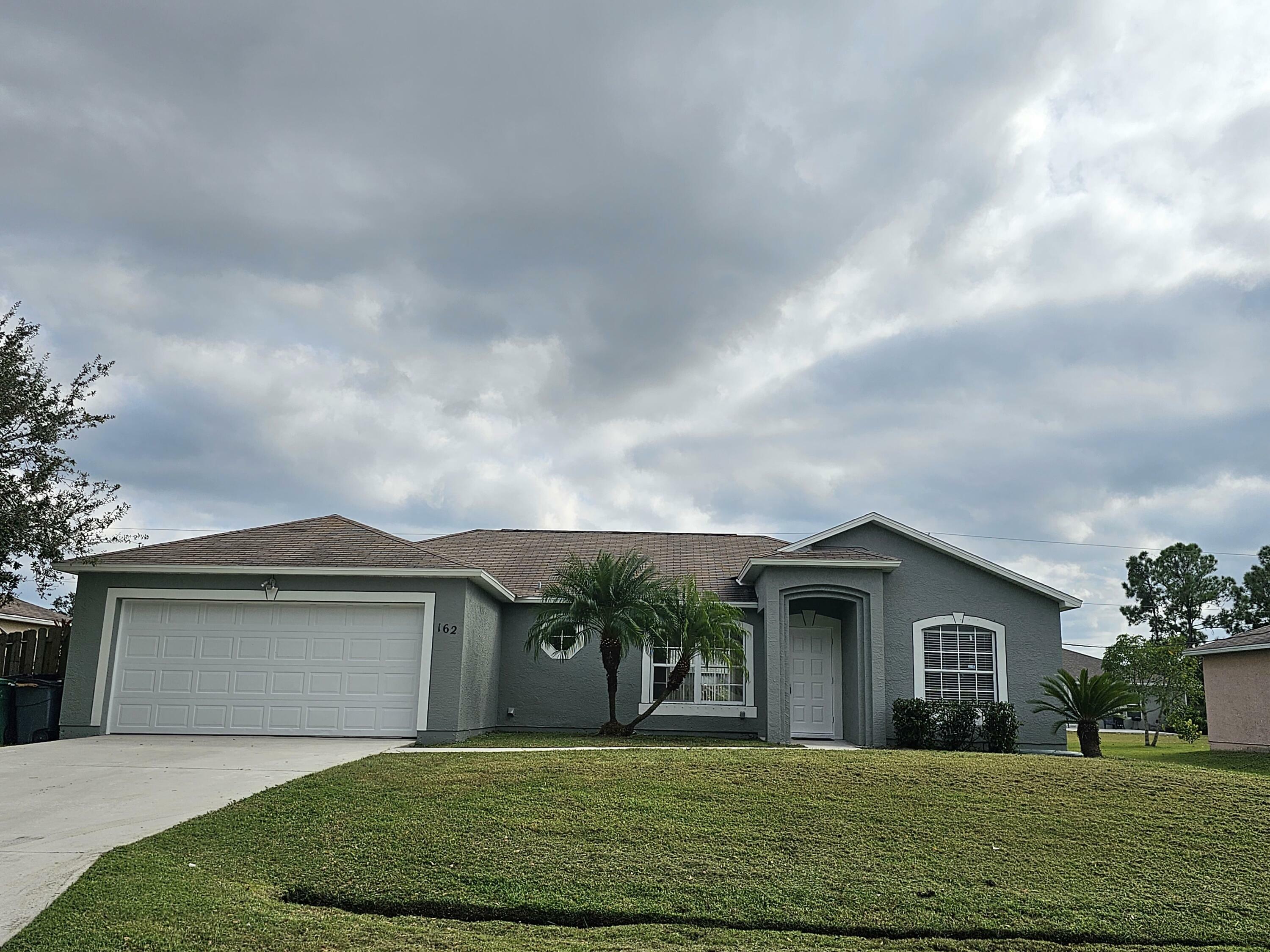 Property Photo:  162 SW Grimaldo Terrace  FL 34984 