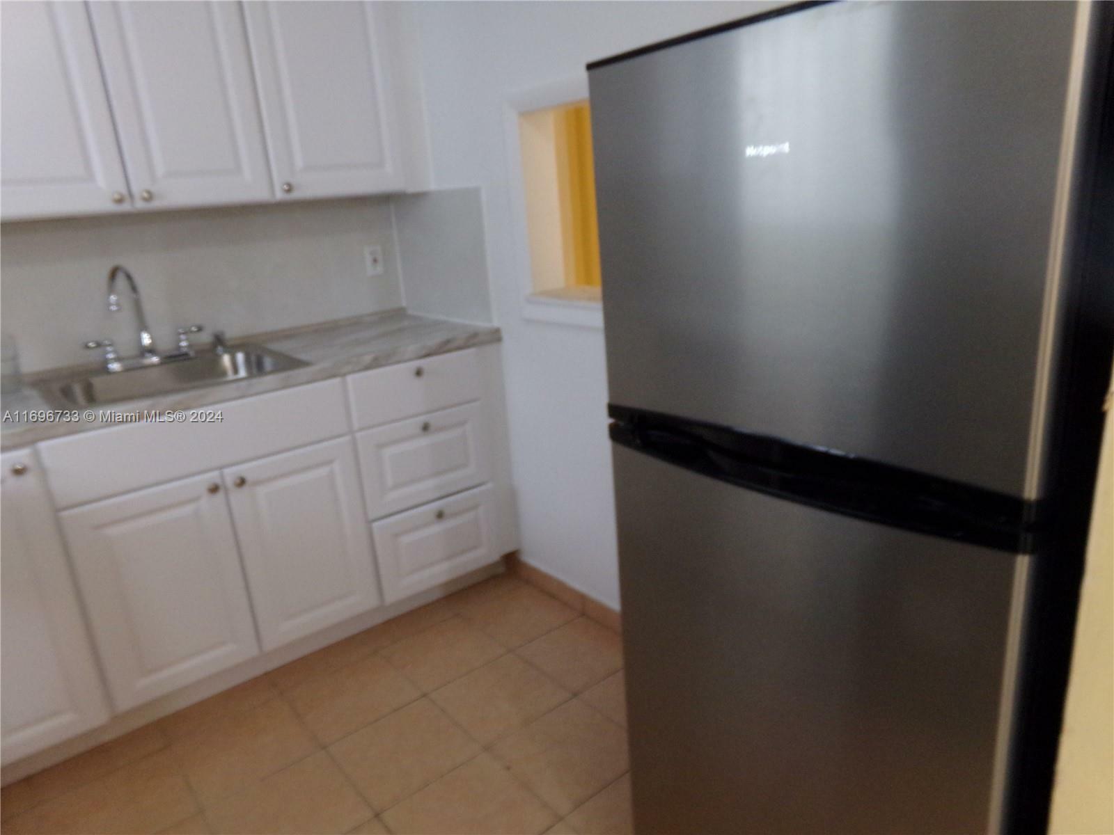 Property Photo:  1357 Collins Ave A2  FL 33139 