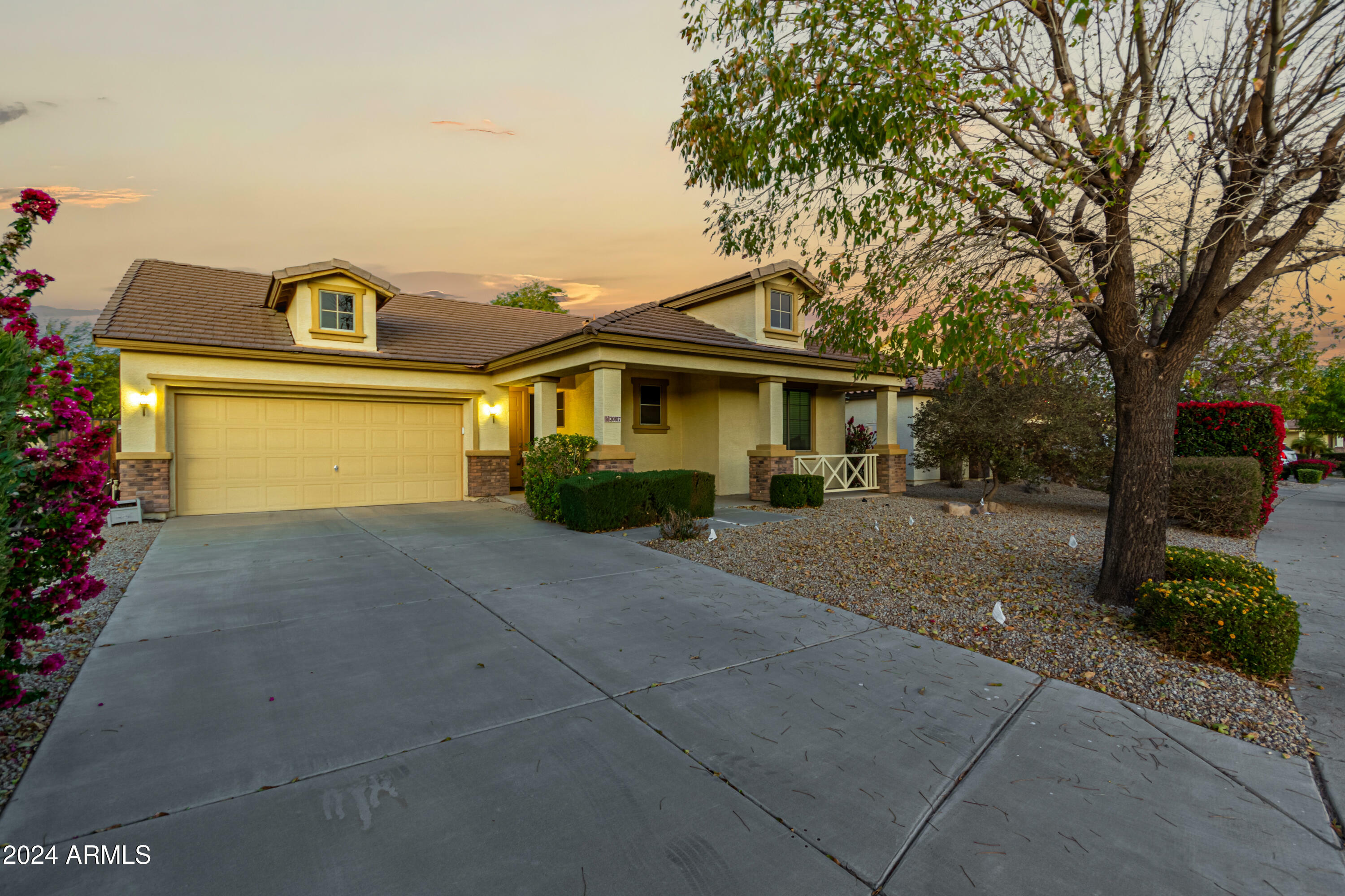 Property Photo:  20817 S 214th Place  AZ 85142 