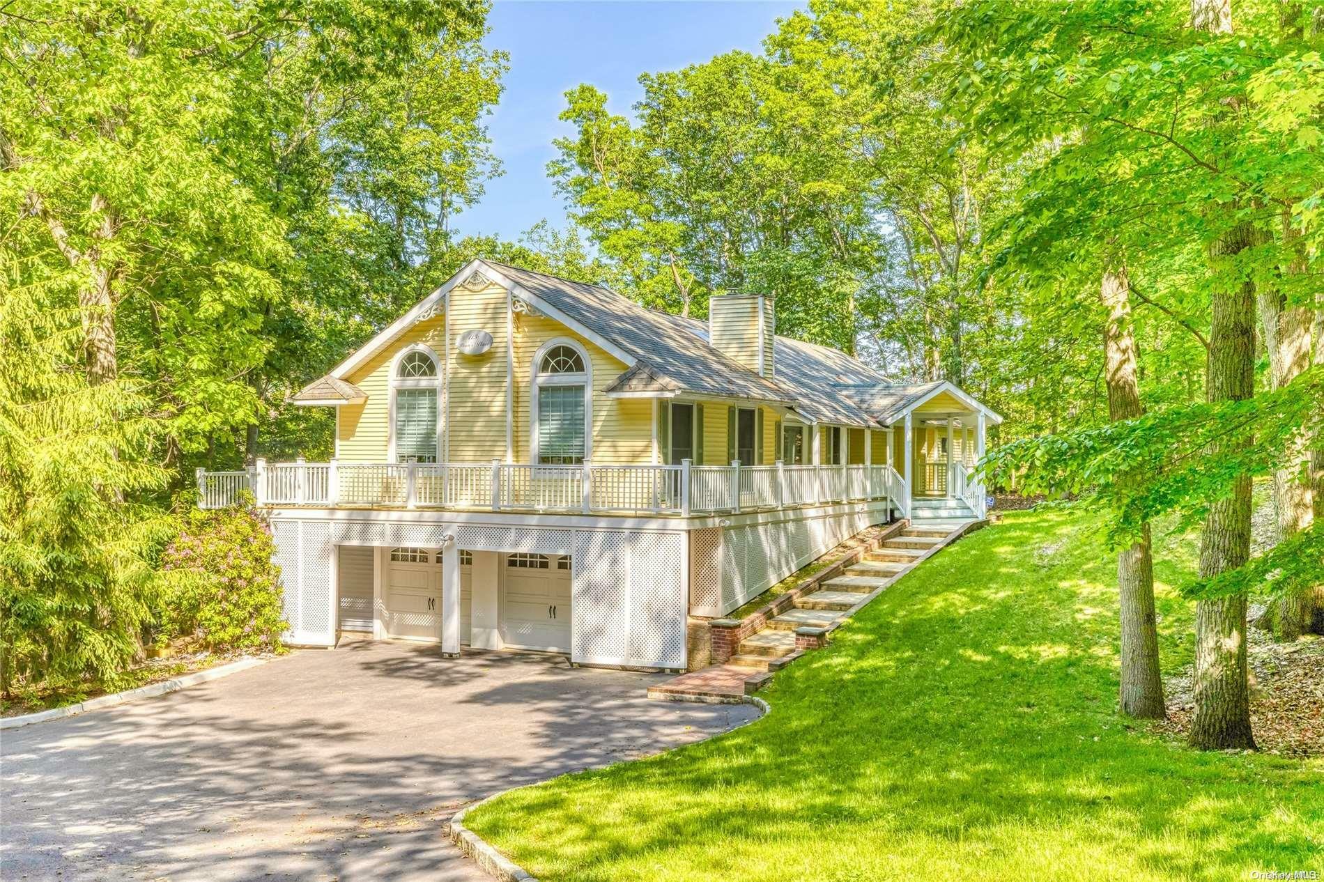 Property Photo:  115 Longfellow Lane  NY 11777 