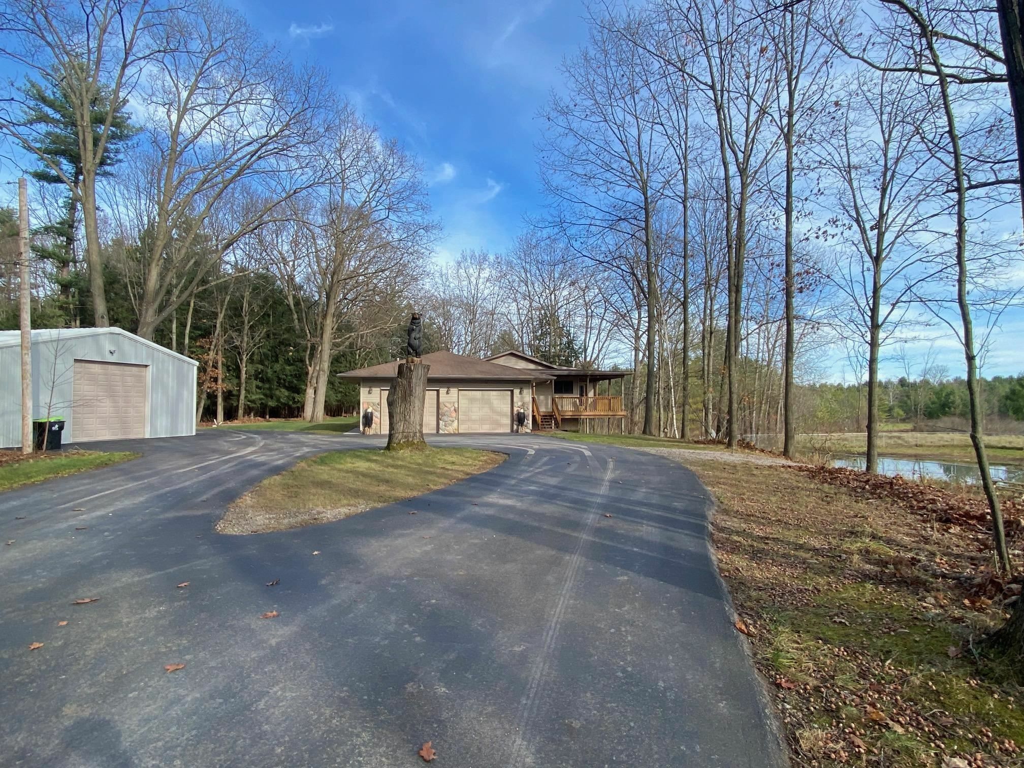 Property Photo:  2250 Dryer Road  MI 48658 