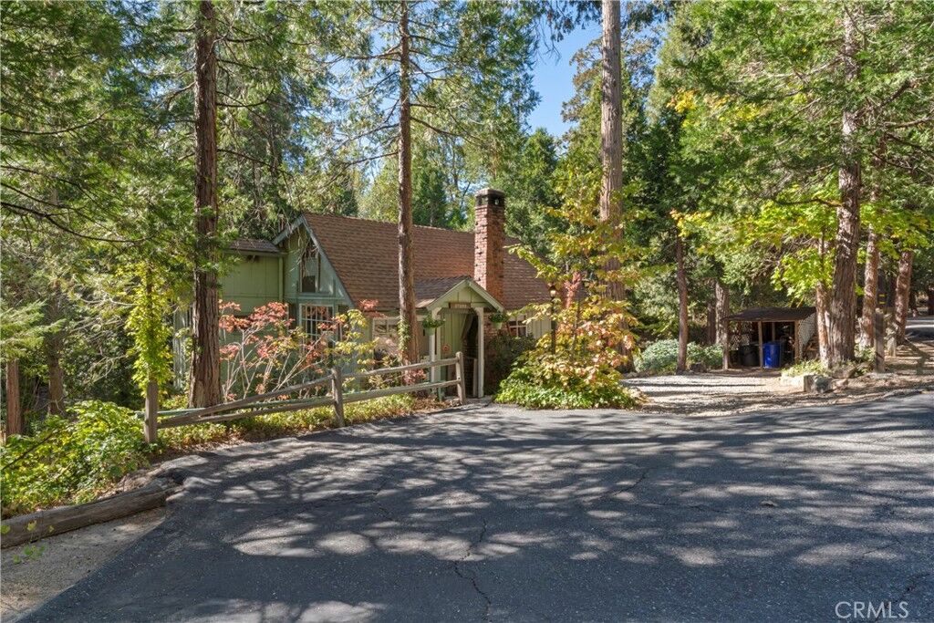 Property Photo:  27255 Little Bear Road  CA 92317 