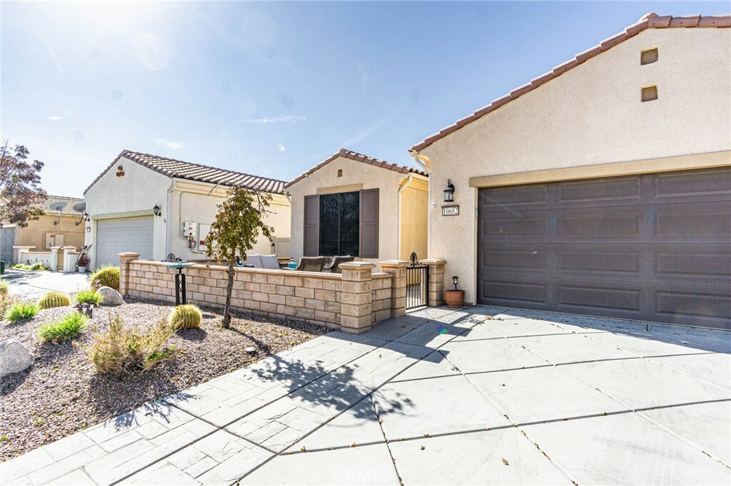 Property Photo:  10682 Green Valley Road  CA 92308 