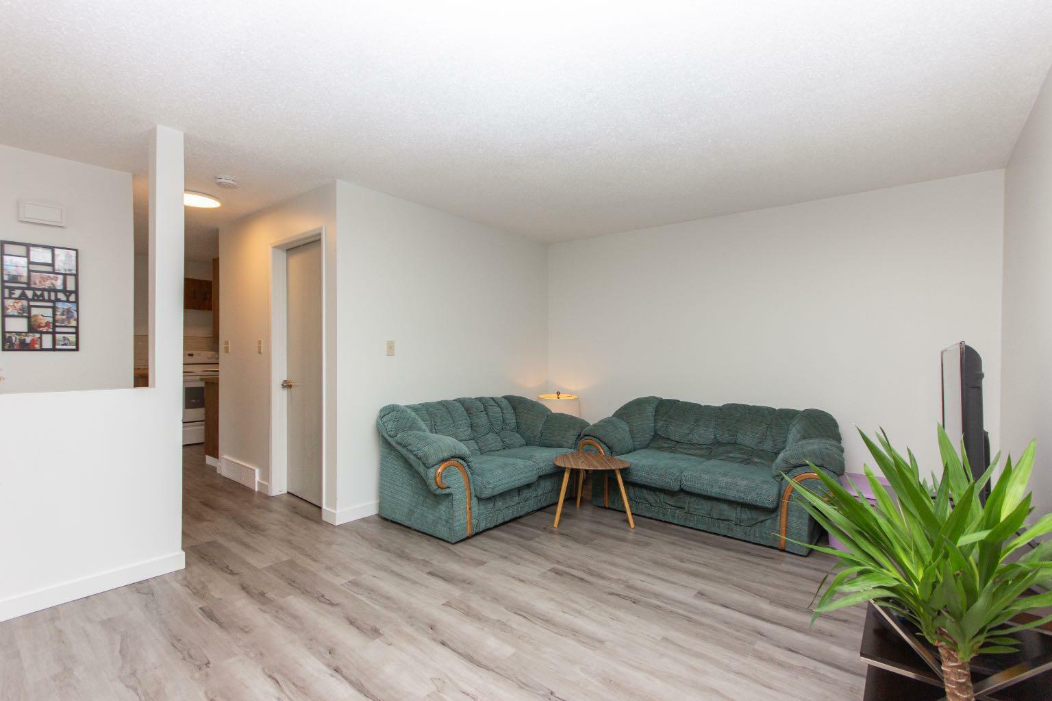 Property Photo:  24 Gilchrist Crescent  AB T4P 2X6 