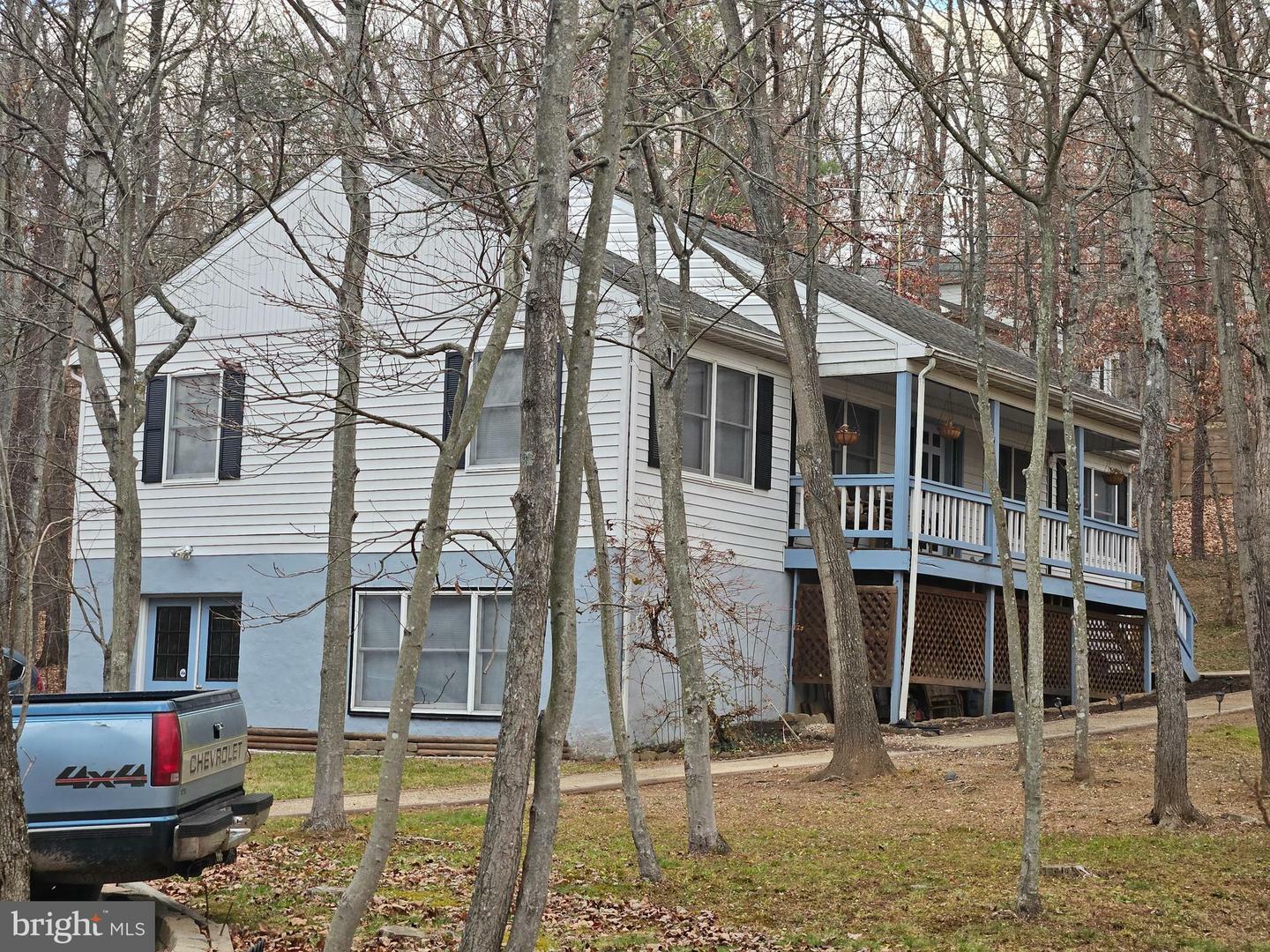 Property Photo:  1109 Lakeview Drive  VA 22625 