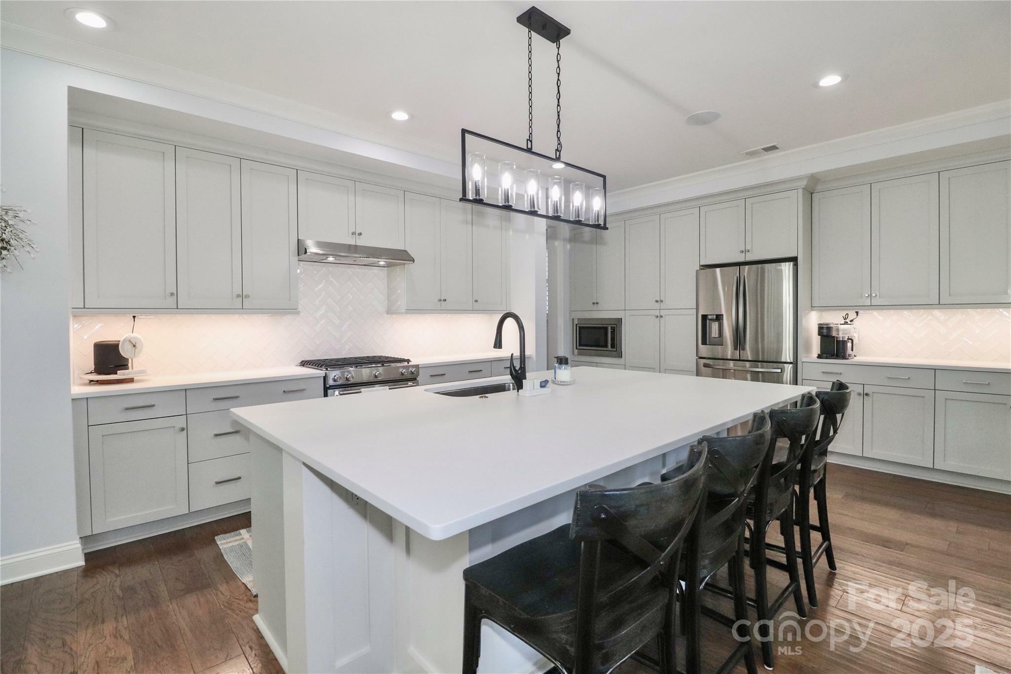 Property Photo: 12023 Huntson Reserve Road NC 28078
