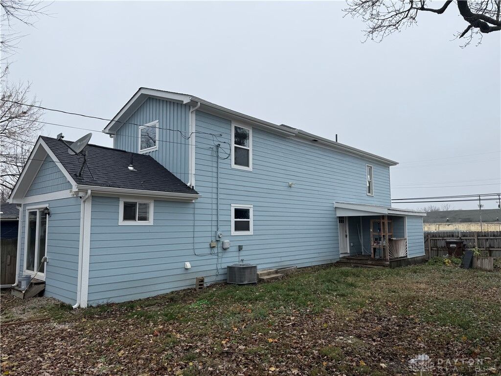 Property Photo: 1075 Kenton Street OH 45505