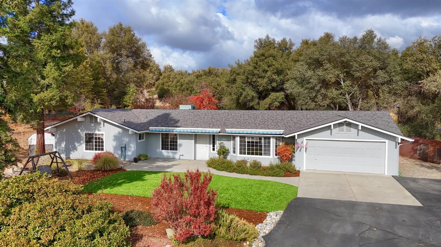 Property Photo: 41840 Dillon Court CA 93601