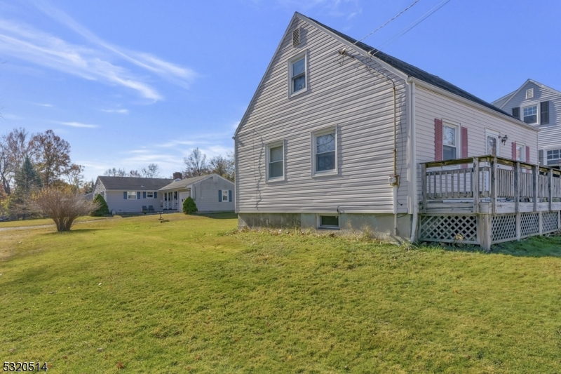 Property Photo:  171 Edgewood Ter  NJ 08880 