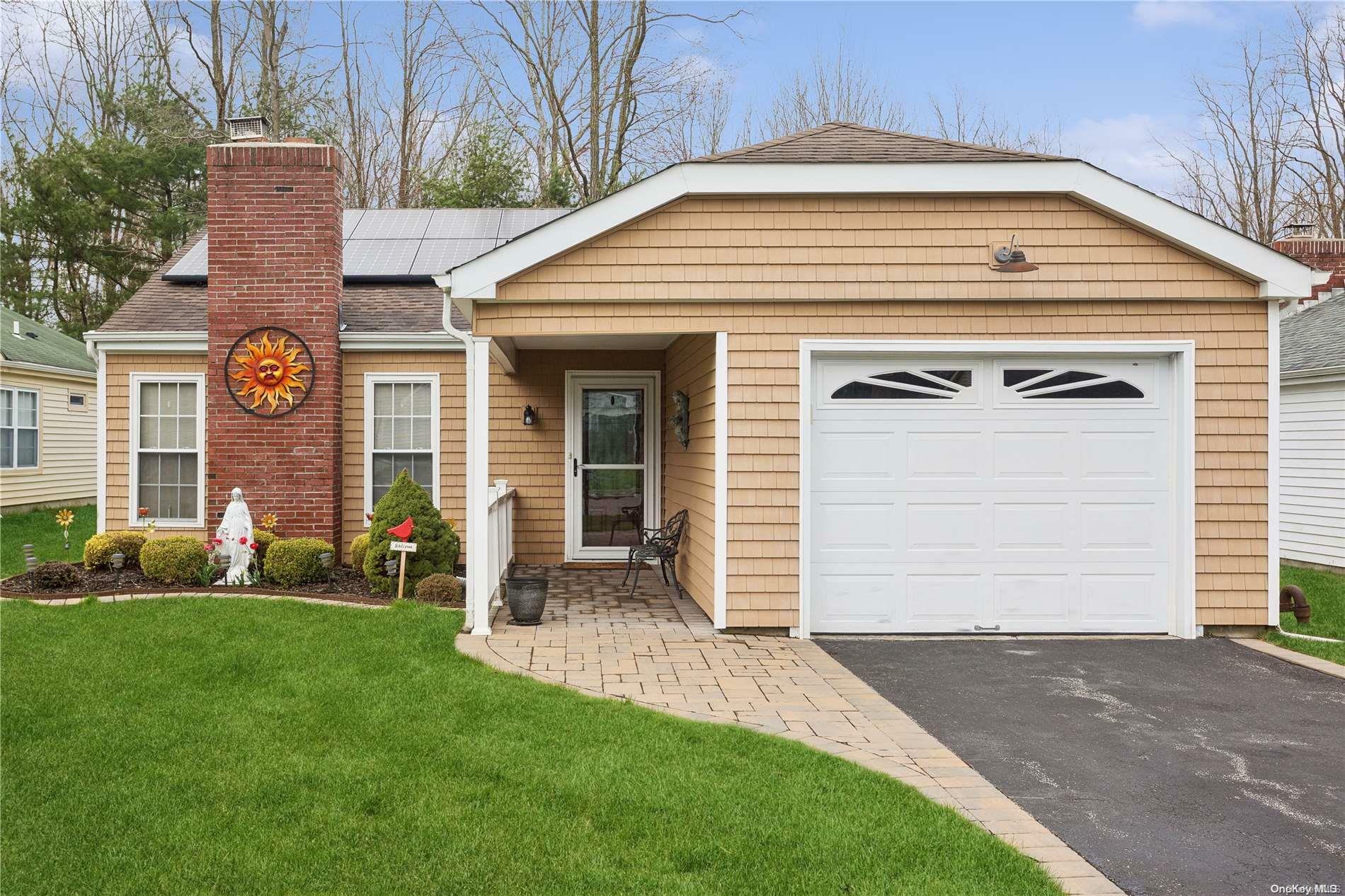 Property Photo: 26 Lamont Road 26 NY 11961