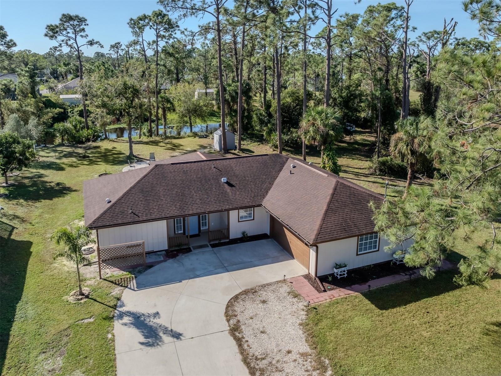 Property Photo: 3331 Traverse Avenue FL 34286