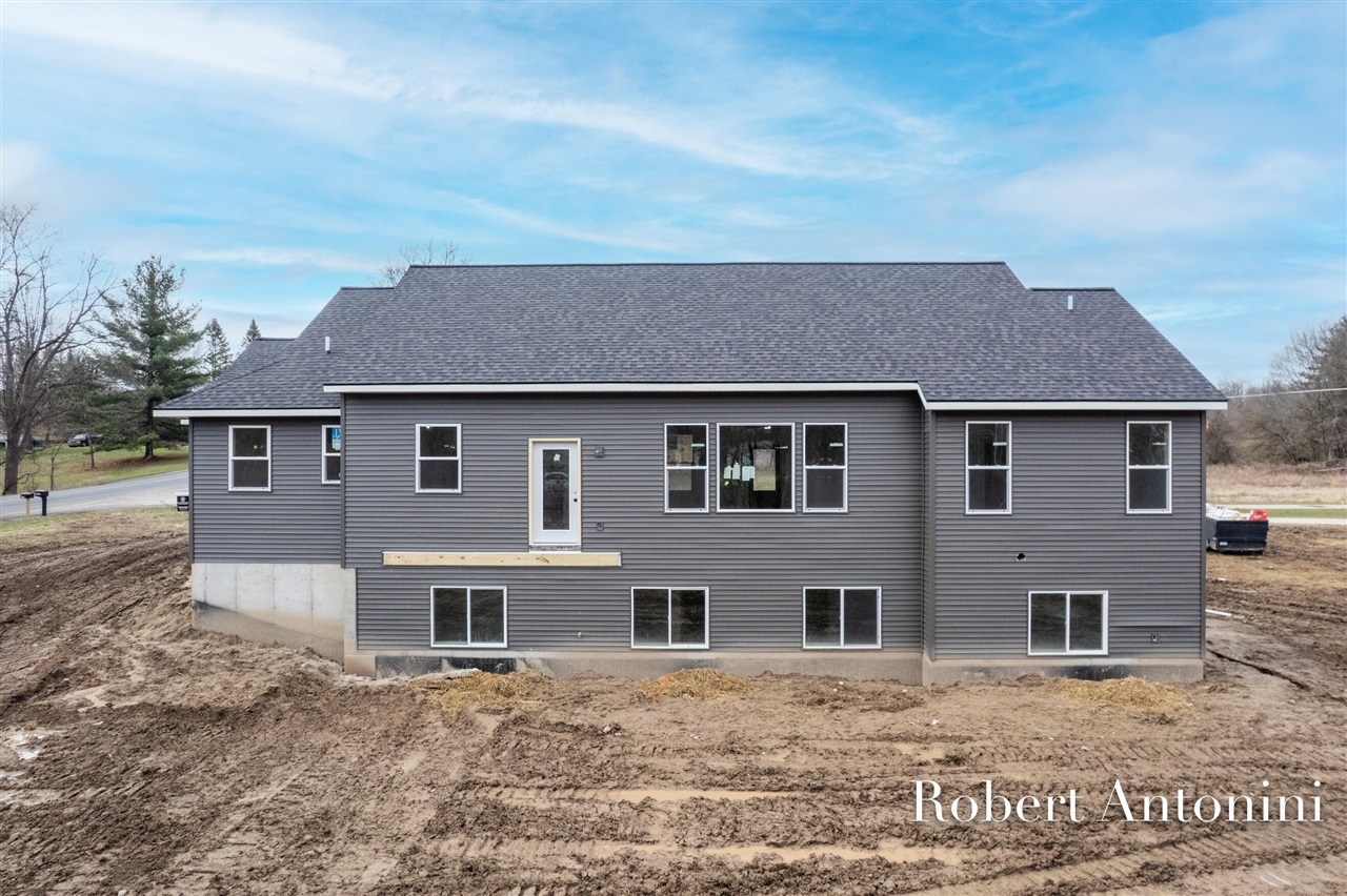 Property Photo: 6691 Egan Avenue MI 49316