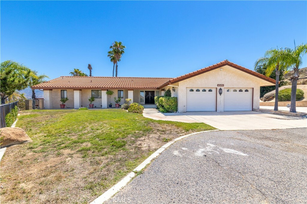 Property Photo:  42491 Segner Drive  CA 92544 