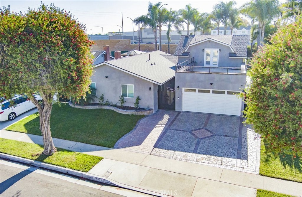 Property Photo:  16875 Daisy Avenue  CA 92708 