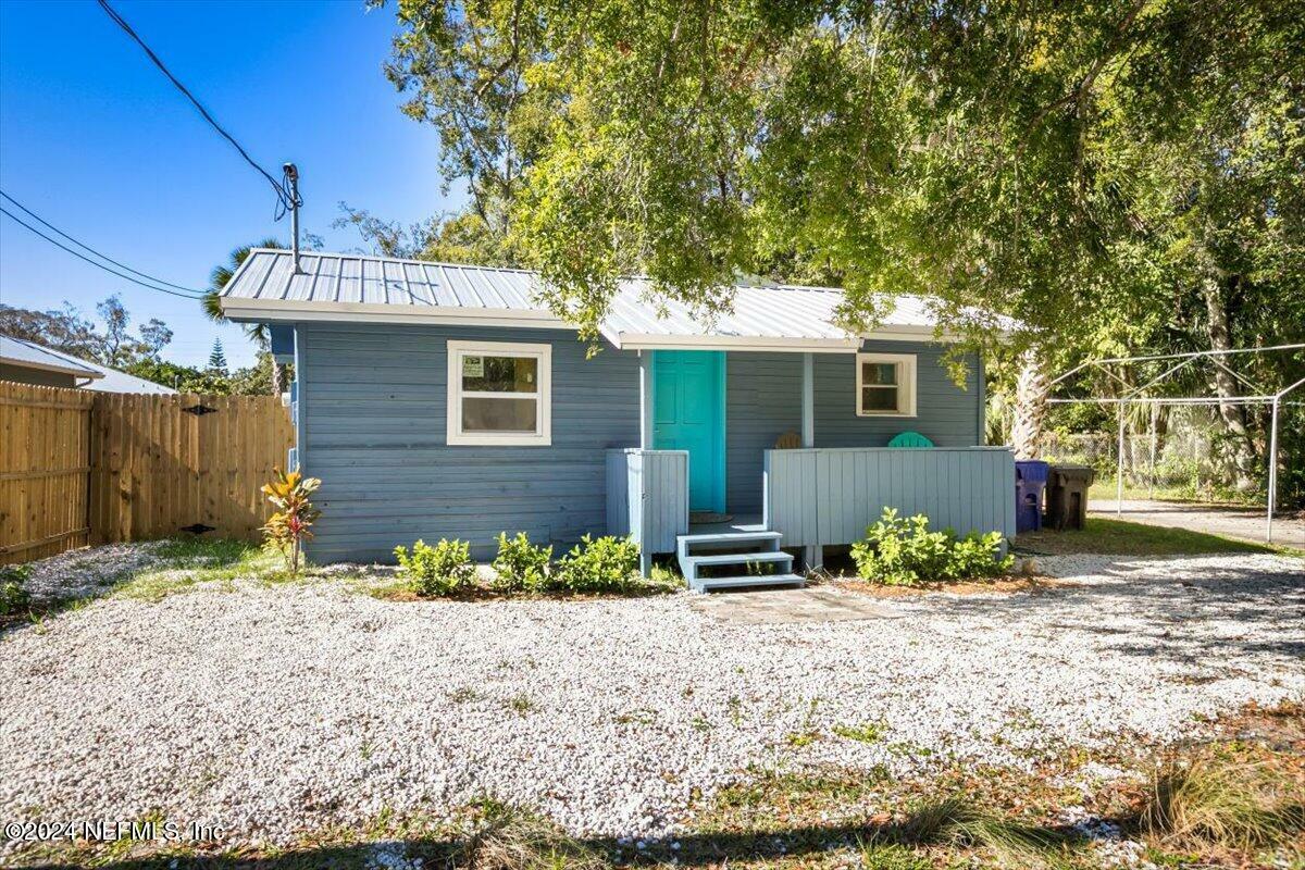 Property Photo: 231 S Nassau Street FL 32084