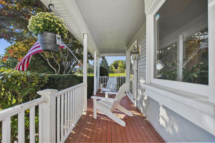 Property Photo:  5 Longview Circle  NH 03076 