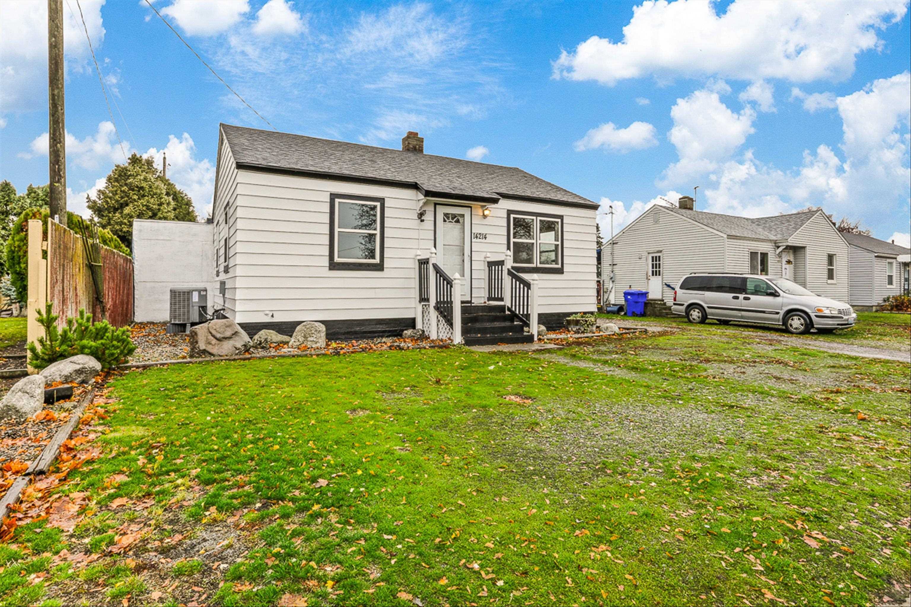 Property Photo: 14214 E Longfellow Ave WA 99216
