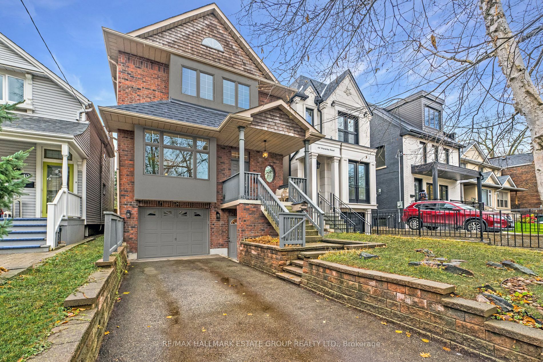 42 Waverley Rd  Toronto ON M4L 3T1 photo