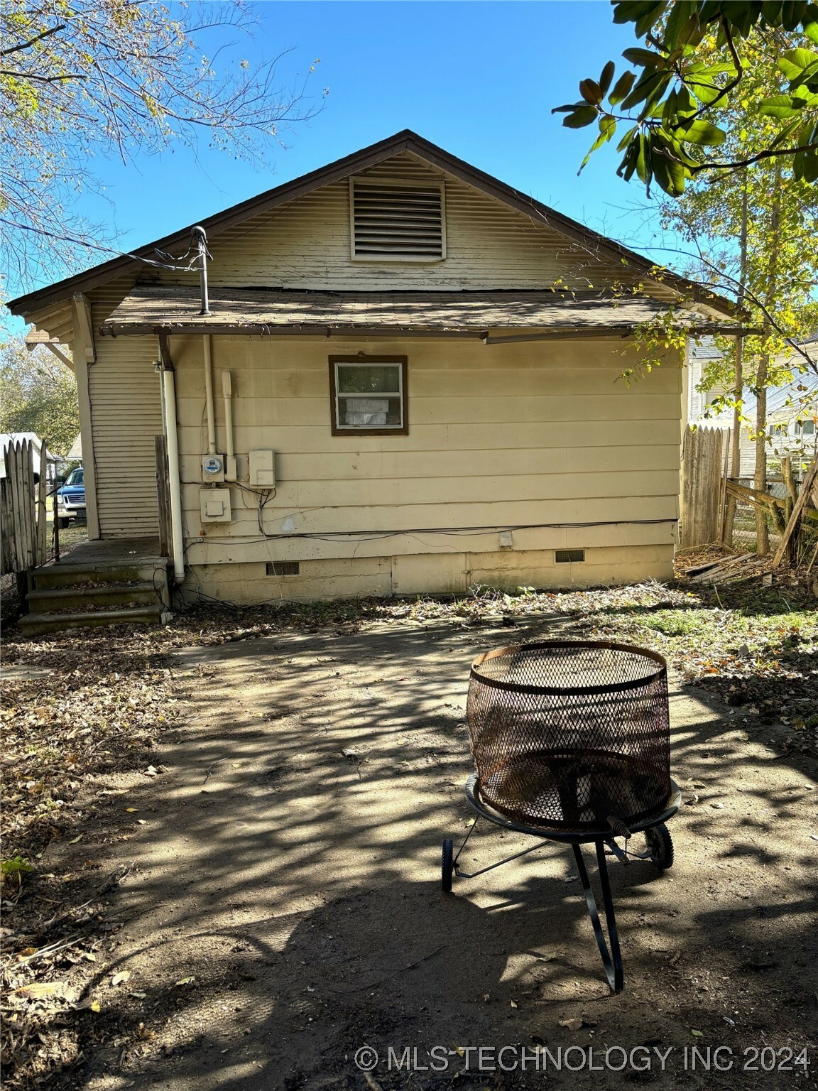 Property Photo:  704 S Morton Avenue  OK 74447 