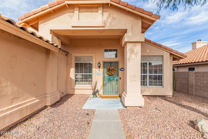 Property Photo:  4614 E Thistle Landing Drive  AZ 85044 