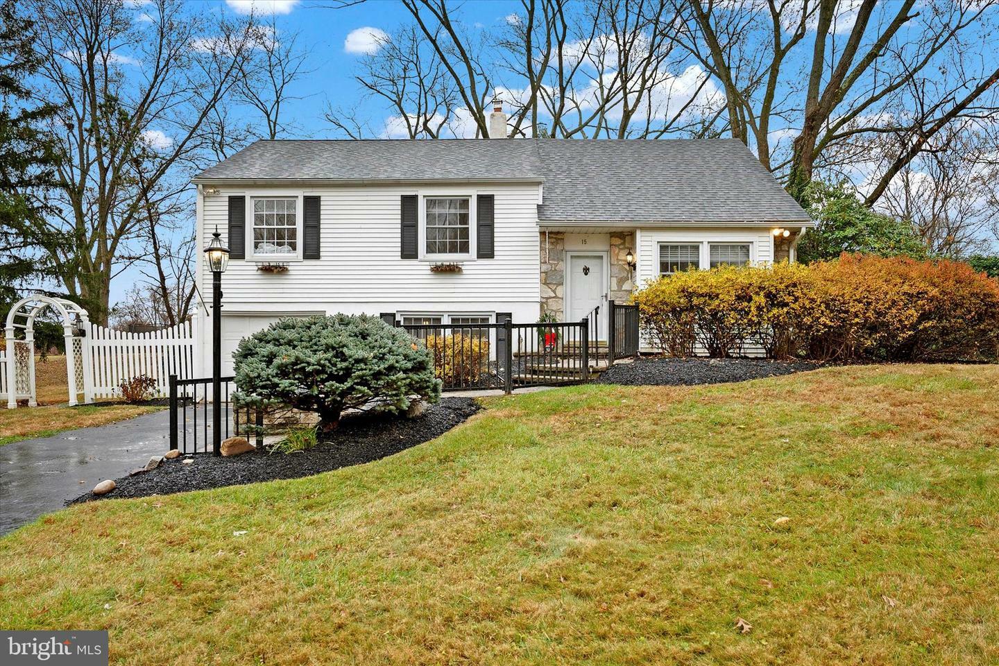 Property Photo:  15 Flintlock Lane  PA 19460 