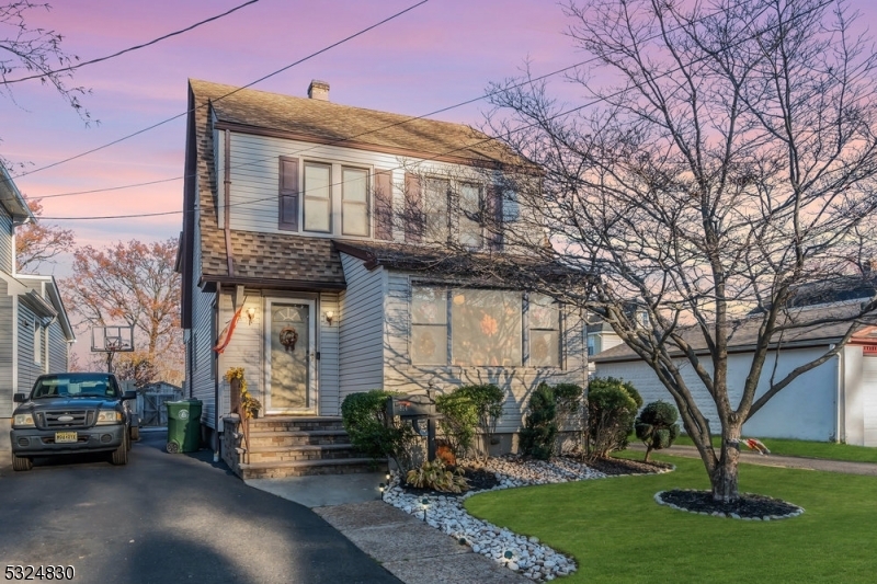 Property Photo: 814 Summit St NJ 07036