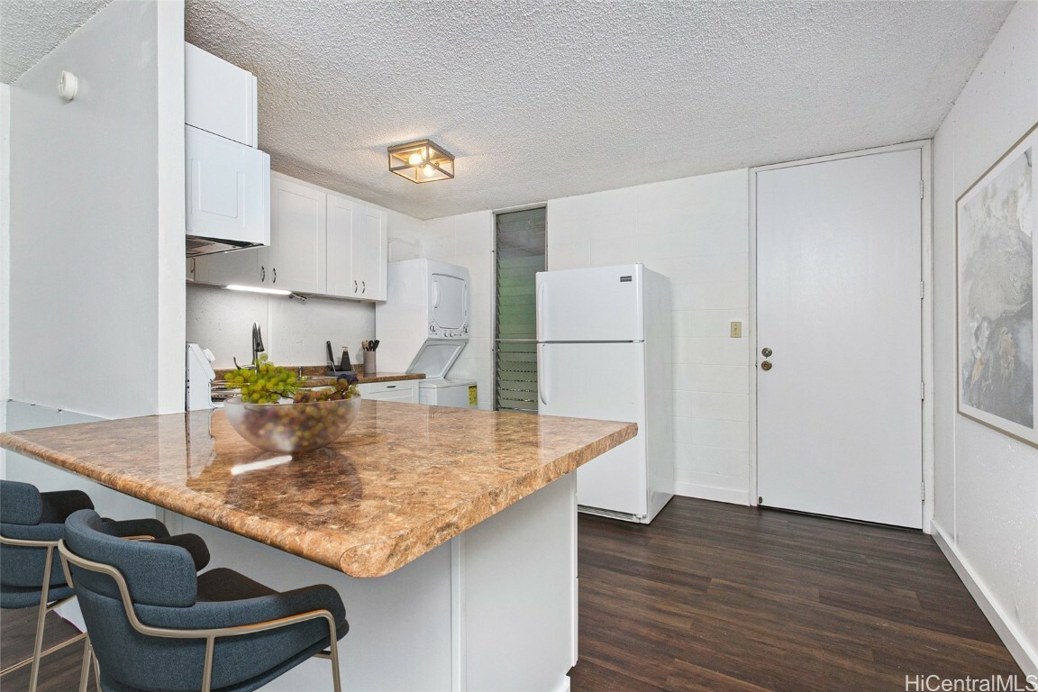 Property Photo:  95-061 Waikalani Drive D204  HI 96789 