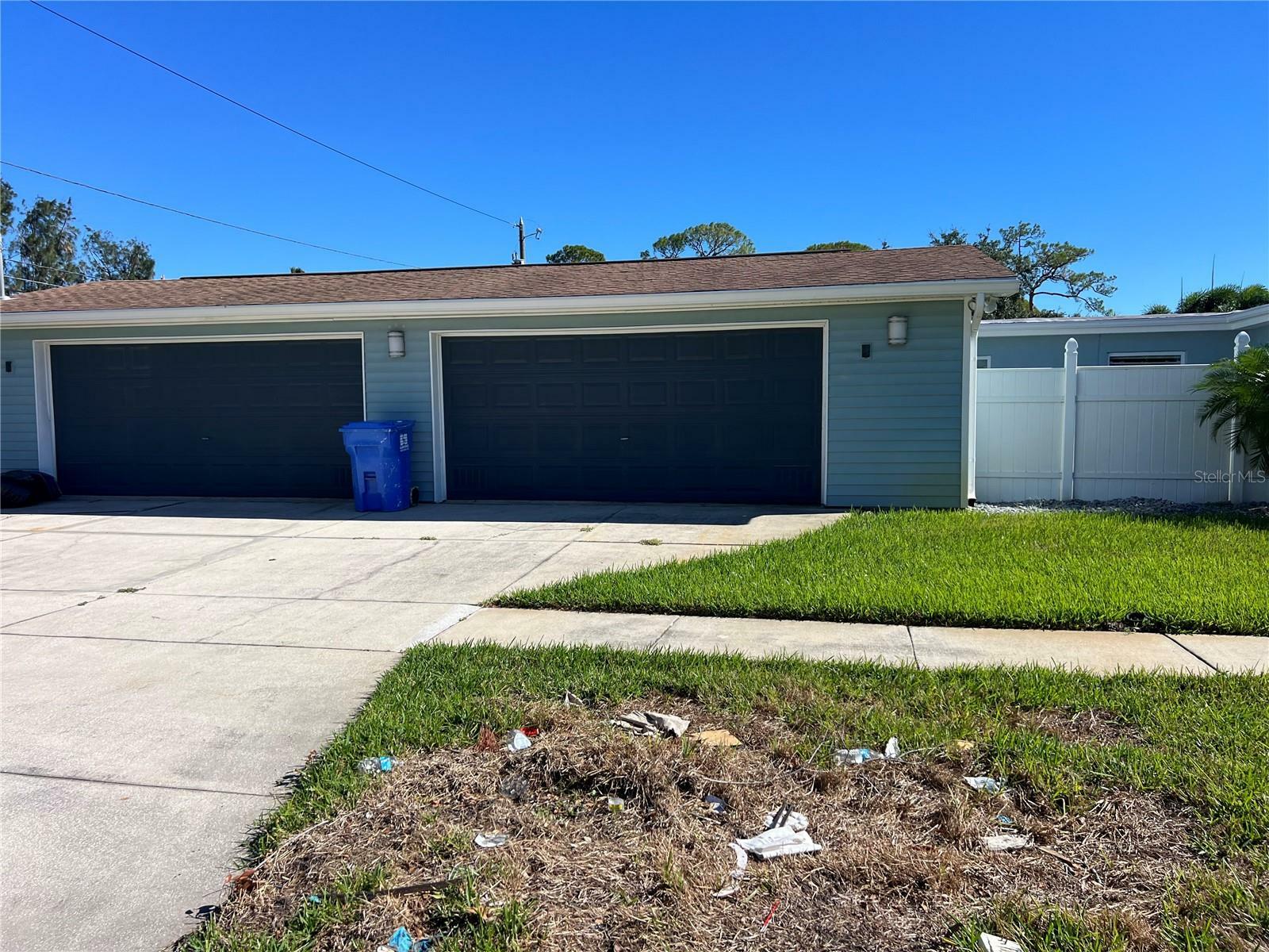 Property Photo:  205 81st Avenue NE  FL 33702 