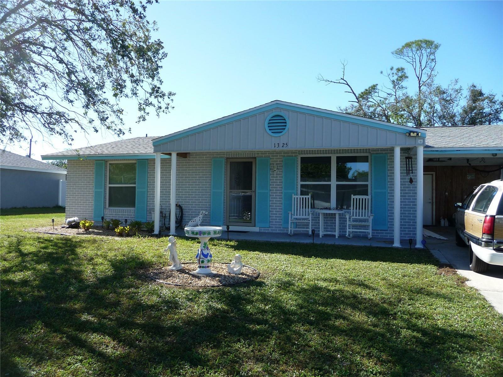 Property Photo:  1325 Eagle Street  FL 33952 