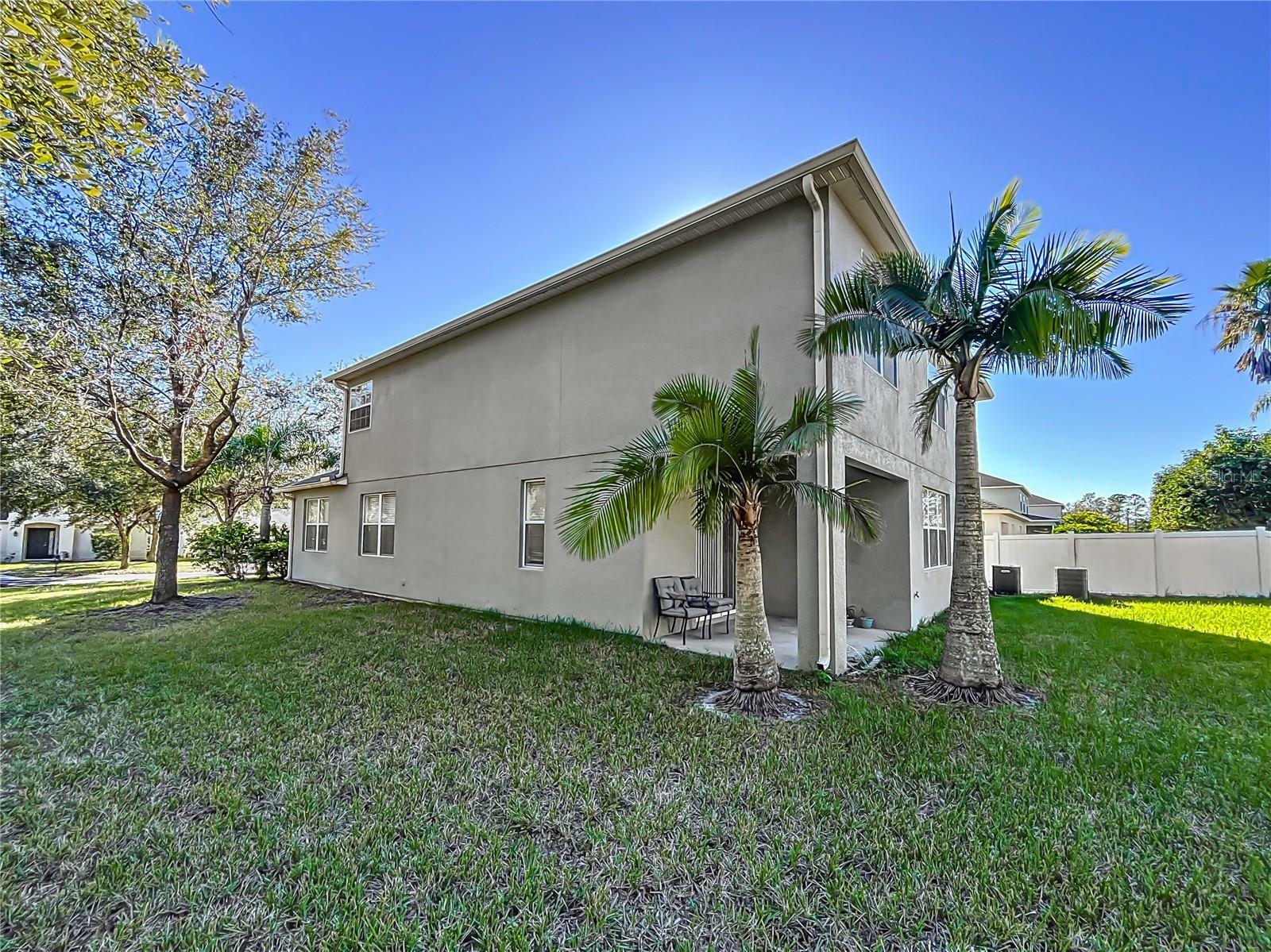 Property Photo:  10542 Coral Key Avenue  FL 33647 