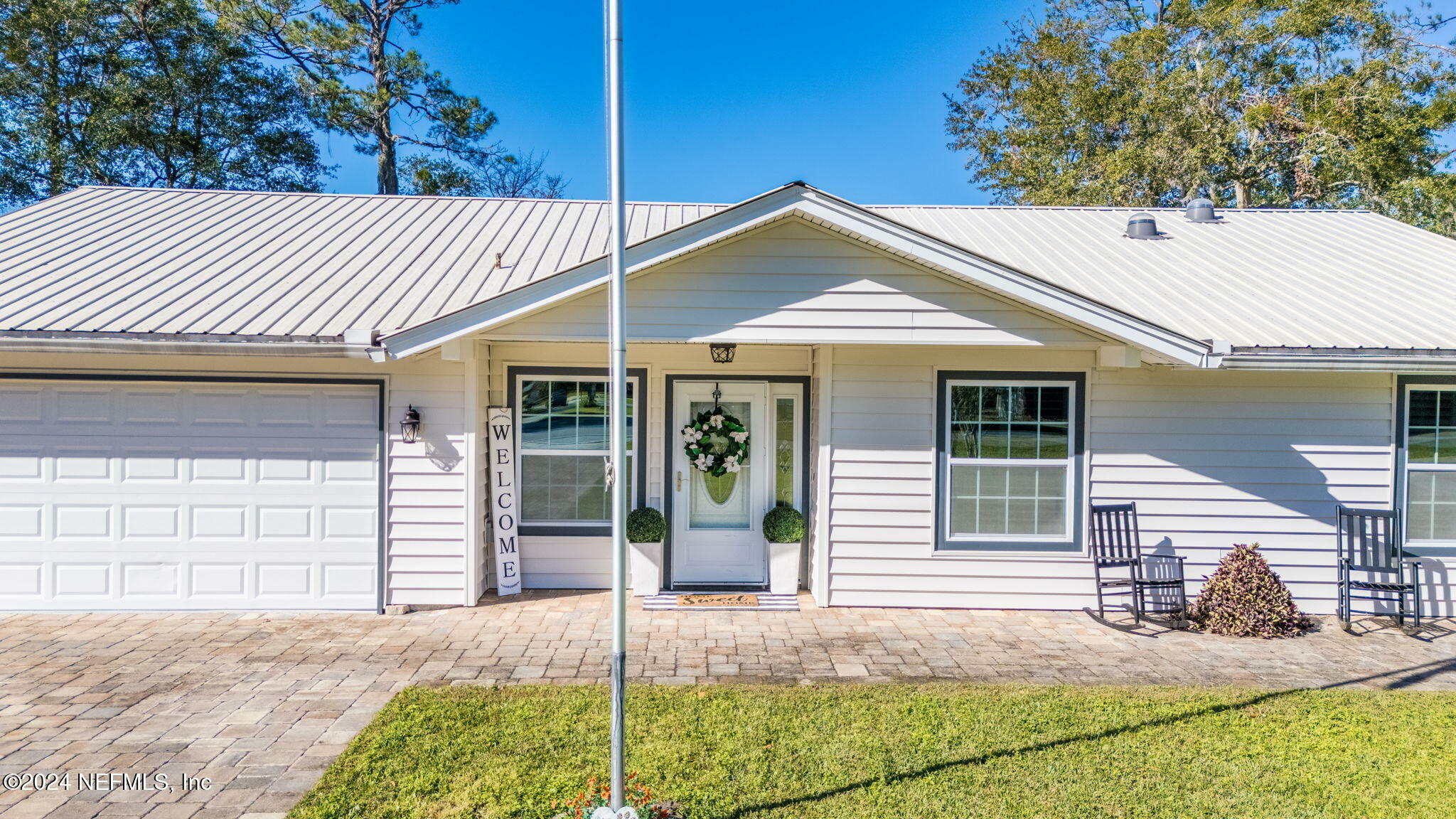 Property Photo:  6064 Pine Avenue  FL 32003 