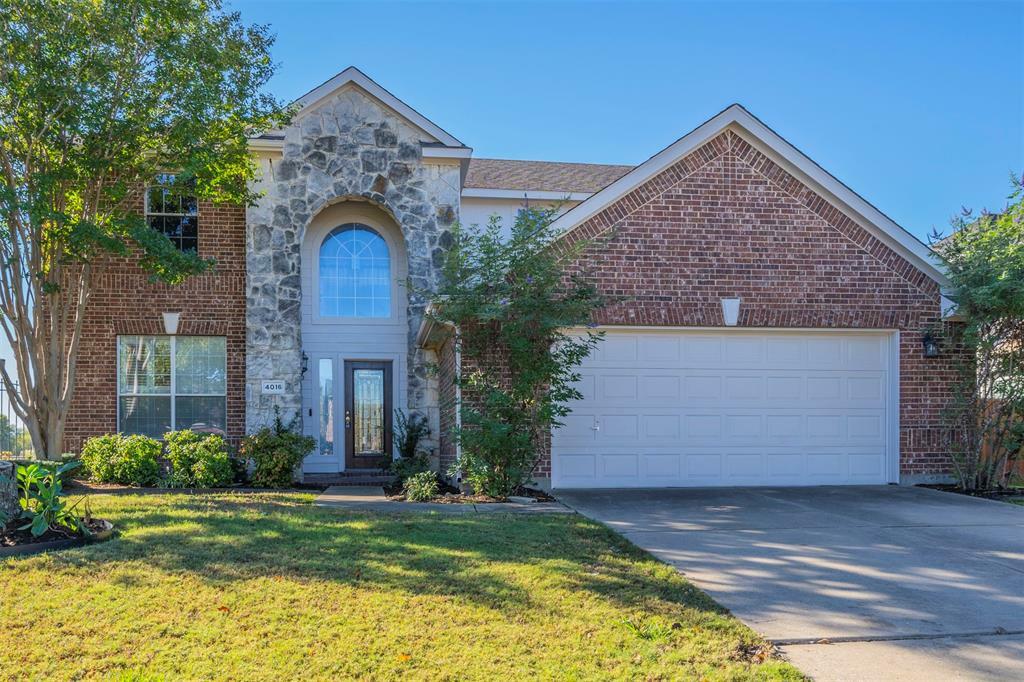 Property Photo:  4016 Birdie Drive  TX 76063 