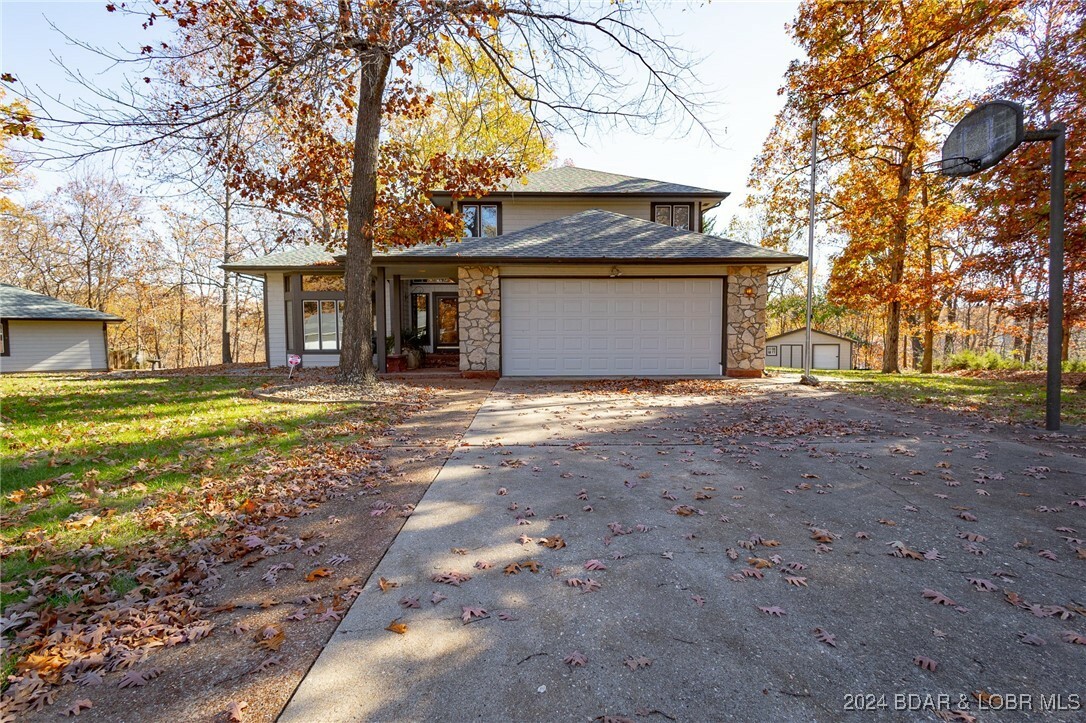 170 Twin Oaks Drive  Lake Ozark MO 65049 photo