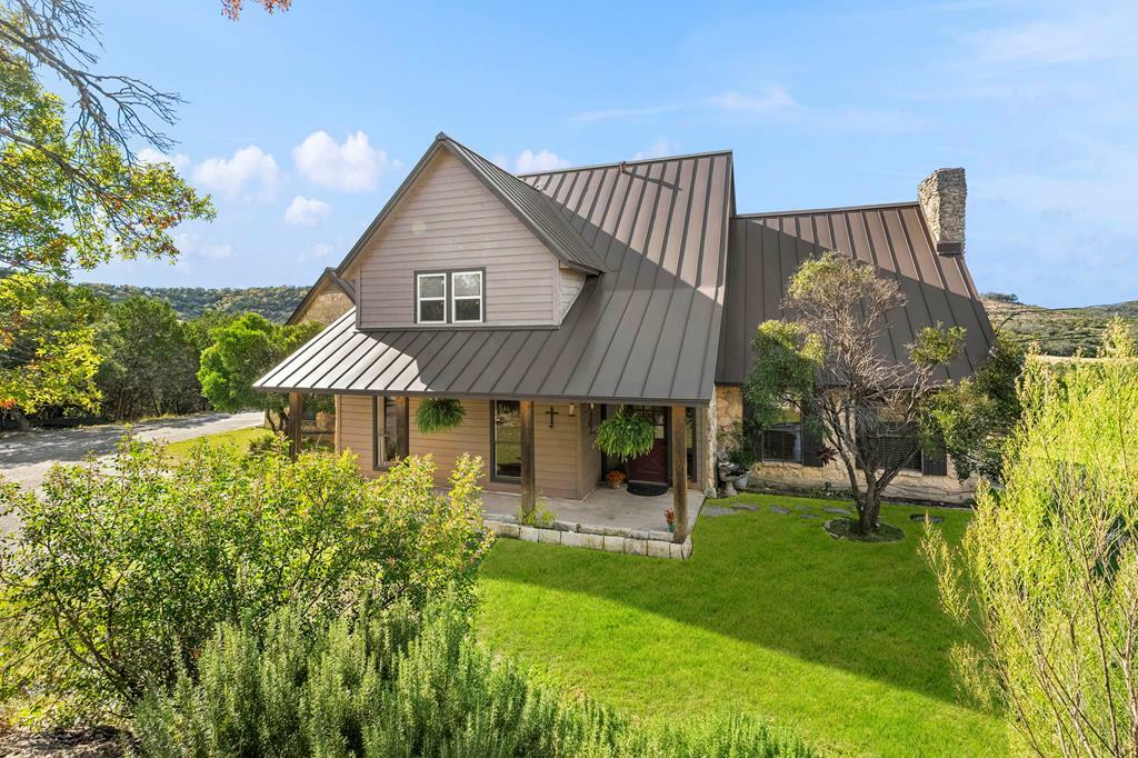 Property Photo: 146 Ten West Dr TX 78013