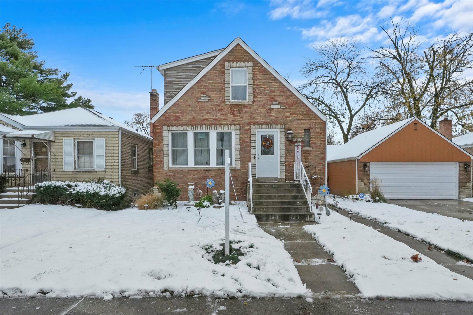 Property Photo:  14215 S Eggleston Avenue  IL 60827 