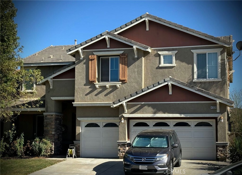 Property Photo:  41039 Sunsprite Street  CA 92532 