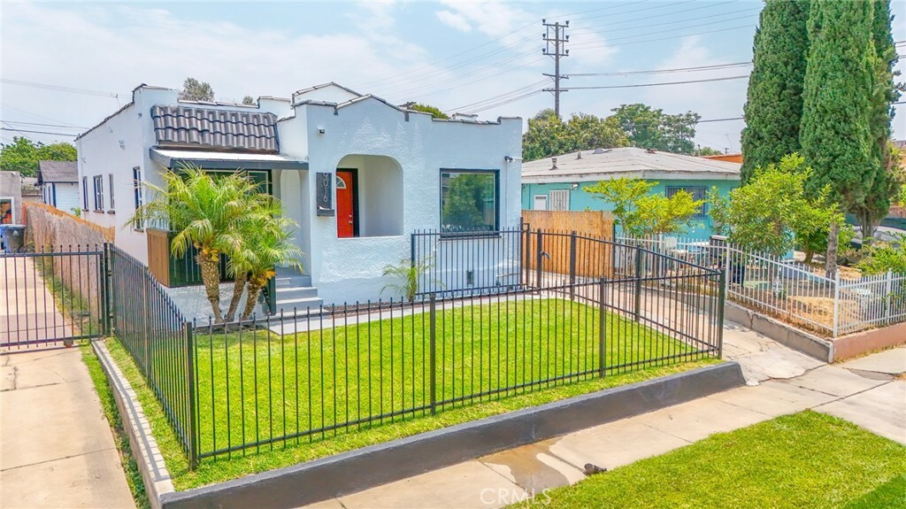 Property Photo: 9016 -9018 Baring Cross Street CA 90044