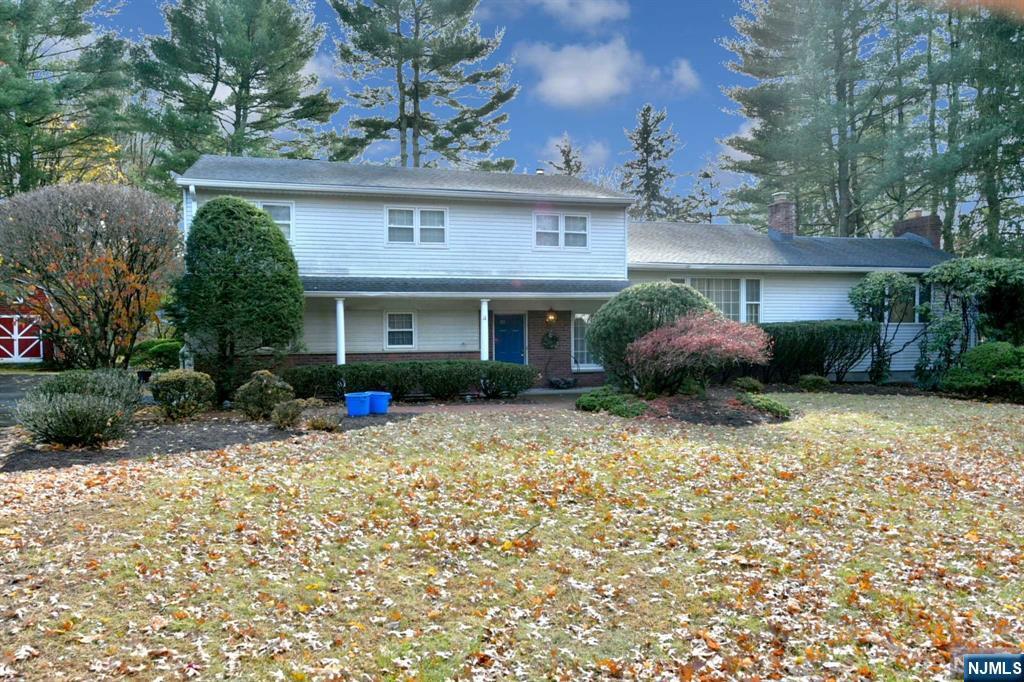 Property Photo:  4 Fox Hill Road  NJ 07458 