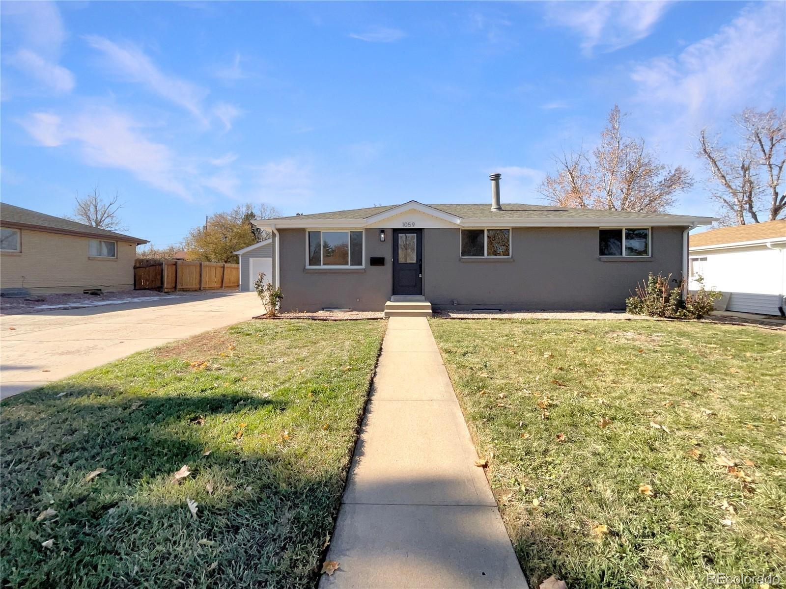 1059 S Saulsbury Street  Lakewood CO 80226 photo