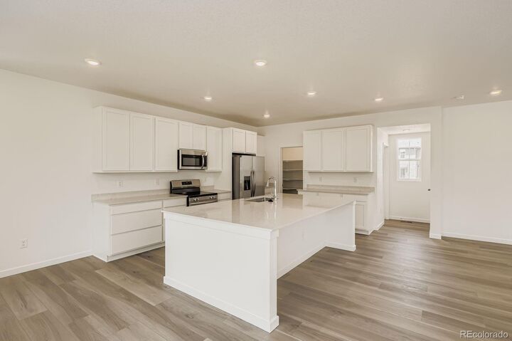 Property Photo:  6727 E 149th Avenue  CO 80602 