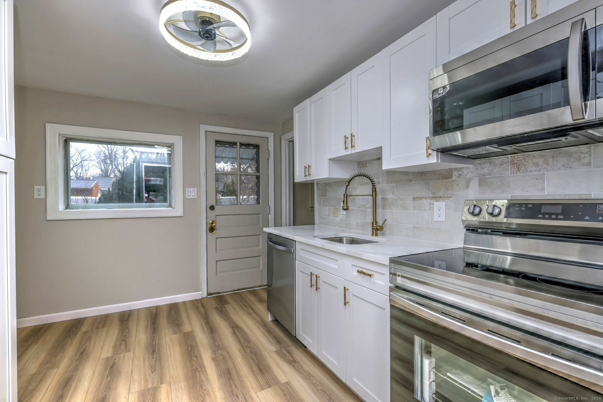 Property Photo:  43 Allen Road  CT 06473 