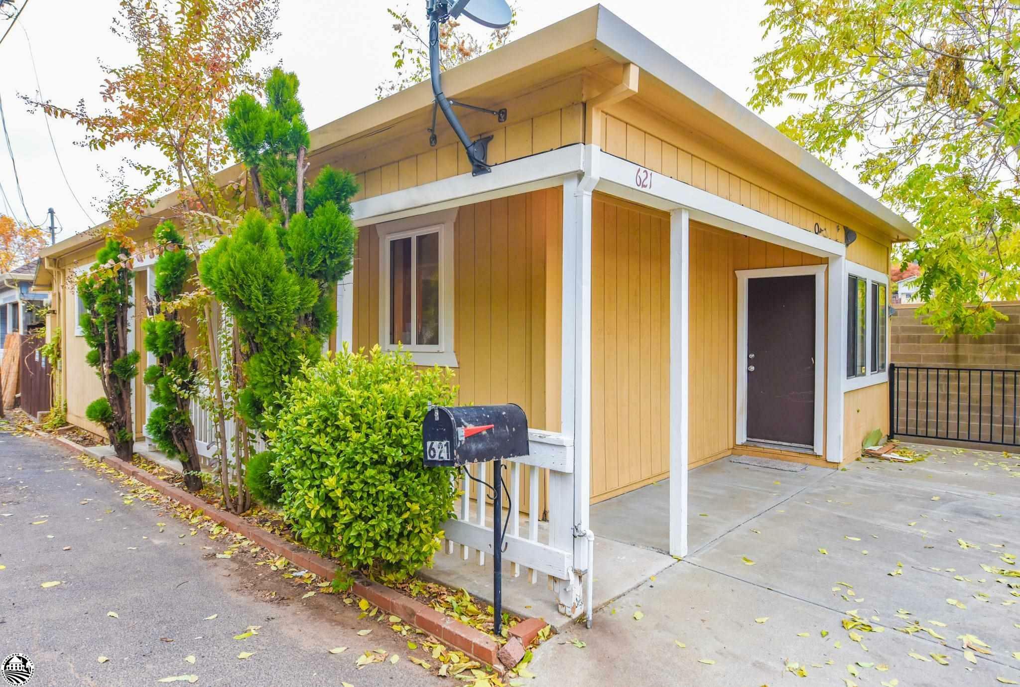 Property Photo:  621 Olive Street  CA 95370 