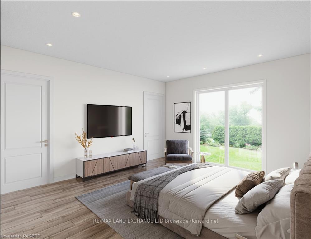 Property Photo: 8 Golf Links Road Unit 5 ON N2Z 0G1